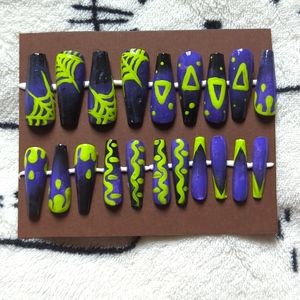 Neon Purple Gradient Nails
